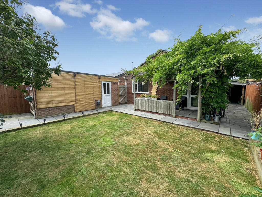 Additional image 10 of Silbury Close, Westbury