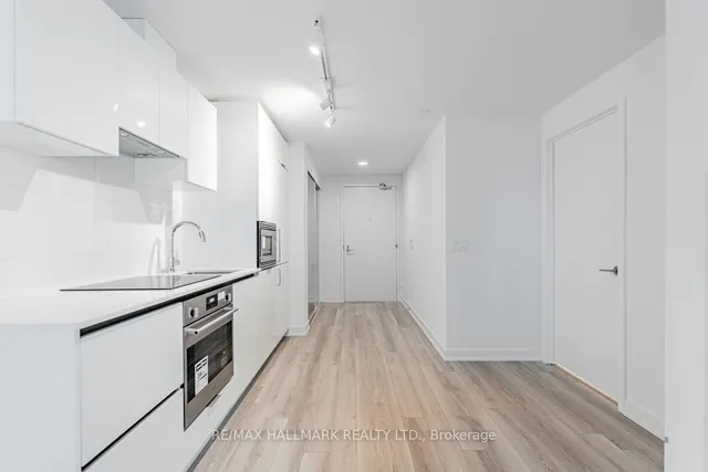 Additional image 9 of 230 Simcoe St Unit 2411