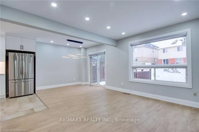 Additional image 9 of 813 Fairway Cres