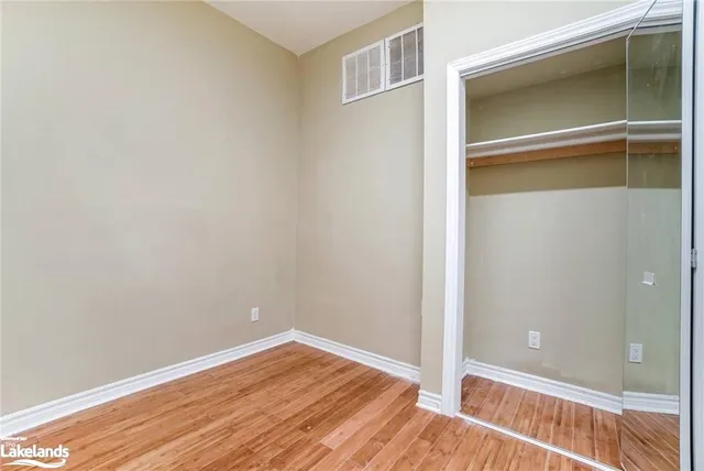 Additional image 11 of 214 Gerrard St