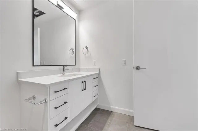 Additional image 17 of 741 King St Unit 201