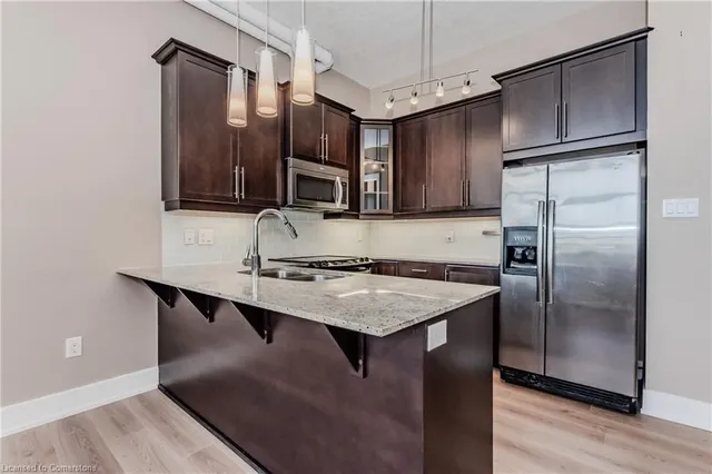 Additional image 12 of 112 Benton St Unit 116