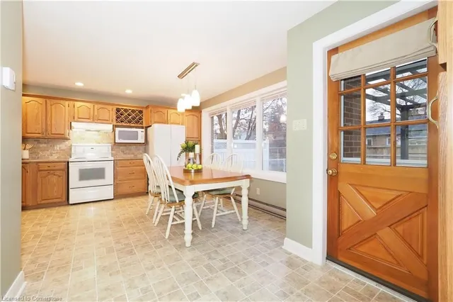 Additional image 17 of 69 Woodward Ave