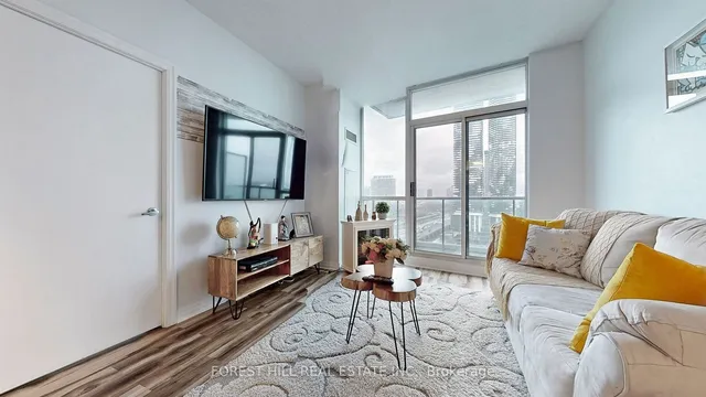 Additional image 3 of 16 Yonge St Unit 2207