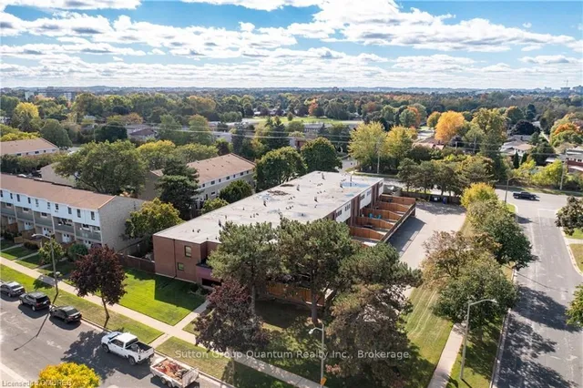 Additional image 36 of 17 GIBSON Dr Unit 15