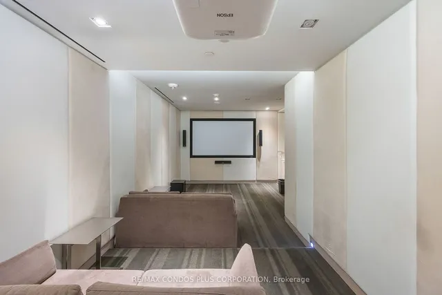 Additional image 29 of 170 Avenue Rd Unit 607