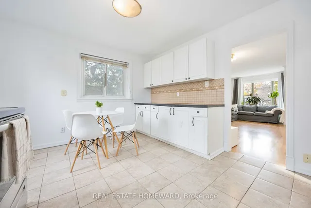 Additional image 8 of 61 Avis Cres