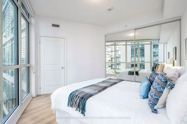 Additional image 17 of 60 Annie Craig Dr Unit 513