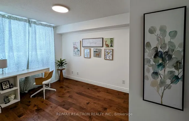 Additional image 15 of 25 Greenview Ave Unit 526