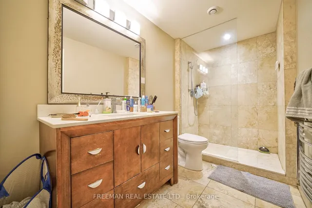 Additional image 14 of 565 Markham St