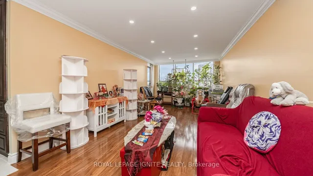 Additional image 13 of 320 Dixon Rd Unit 810