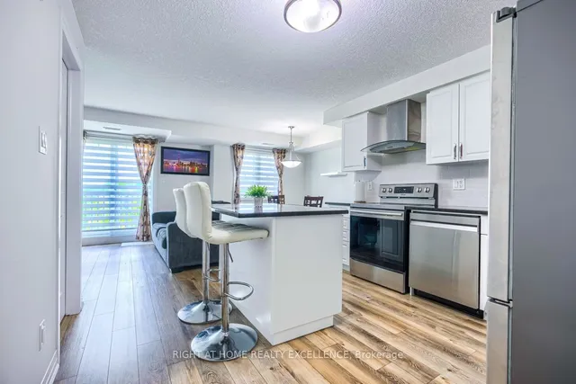 Additional image 5 of 1989 Ottawa St Unit 18D