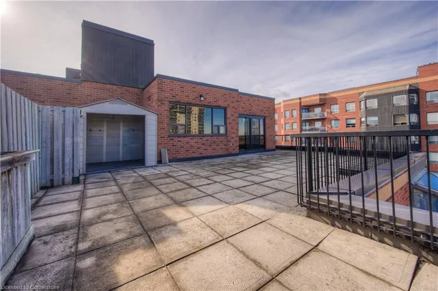 Additional image 31 of 20 Ellen St Unit 703