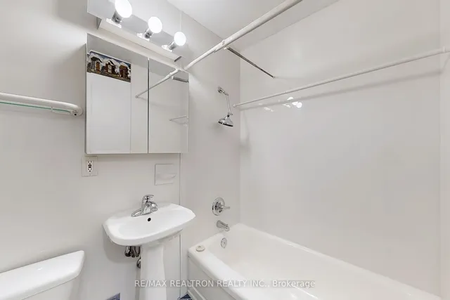 Additional image 21 of 160 The Donway Unit 207