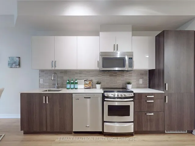 Additional image 16 of 36 Howard Park Ave Unit 302