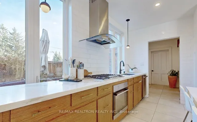 Additional image 2 of 1458 Military Tr