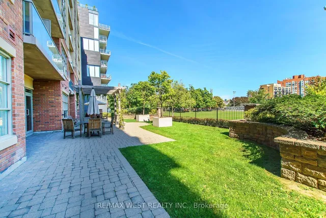 Additional image 29 of 15 Stafford St Unit 305