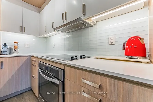 Additional image 13 of 1575 Lakeshore Rd Unit 465