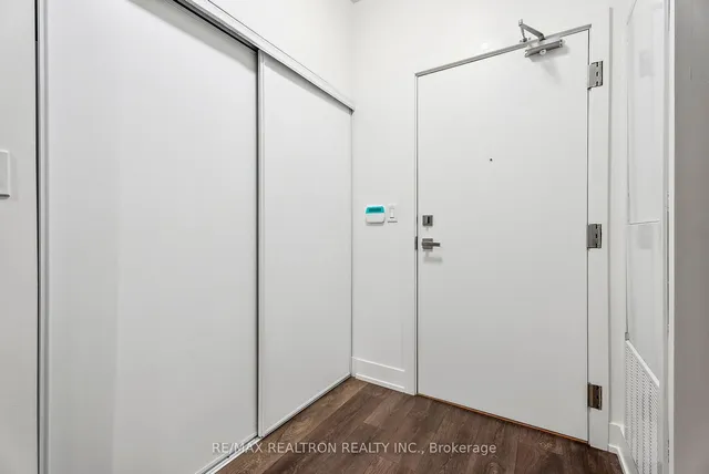 Additional image 7 of 180 Fairview Mall Dr Unit 710