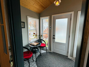 Additional image 2 of 9 Russell St W