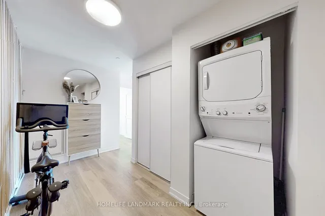 Additional image 17 of 150 East Liberty St Unit 2805