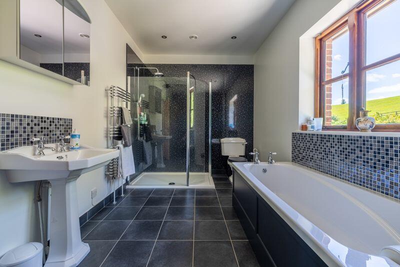 Additional image 17 of Stunning rural home with land near Caste Cary.