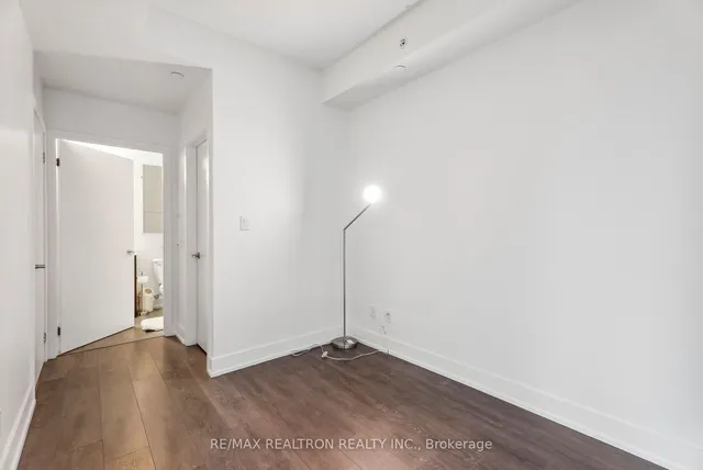 Additional image 27 of 180 Fairview Mall Dr Unit 710