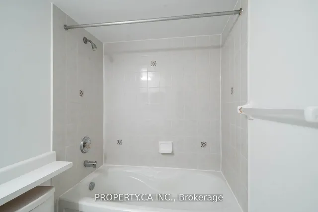 Additional image 17 of 398 Eglinton Ave Unit 603