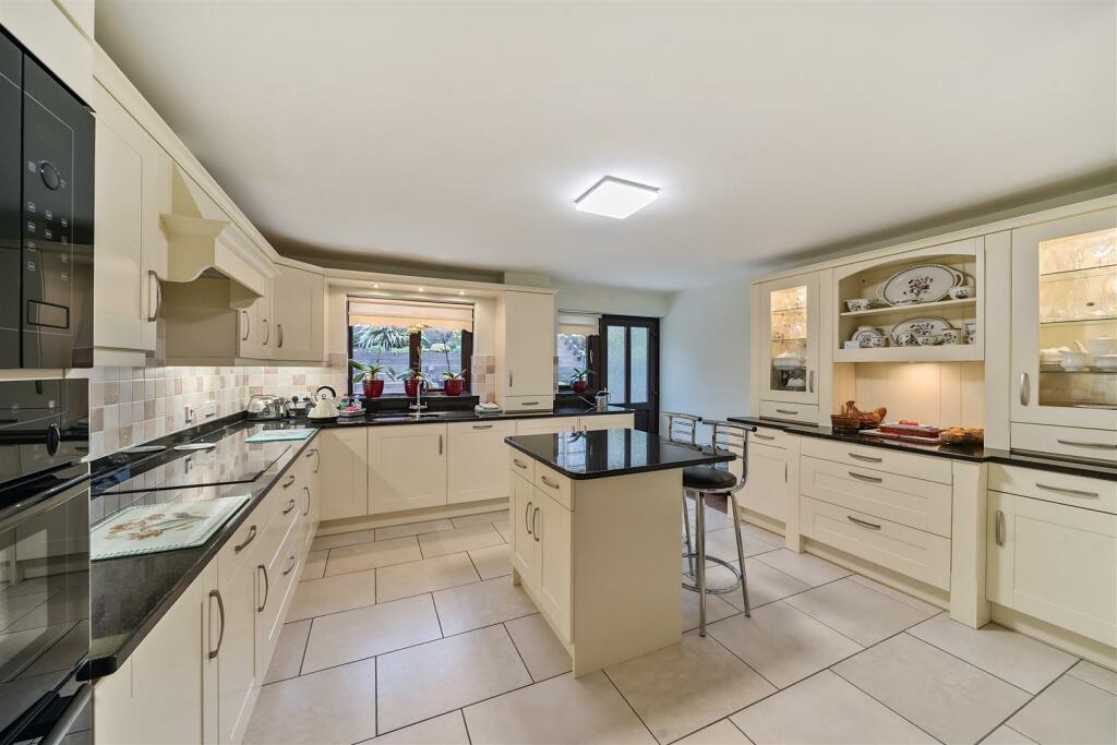 Additional image 25 of Bury Lane, Bratton, Westbury