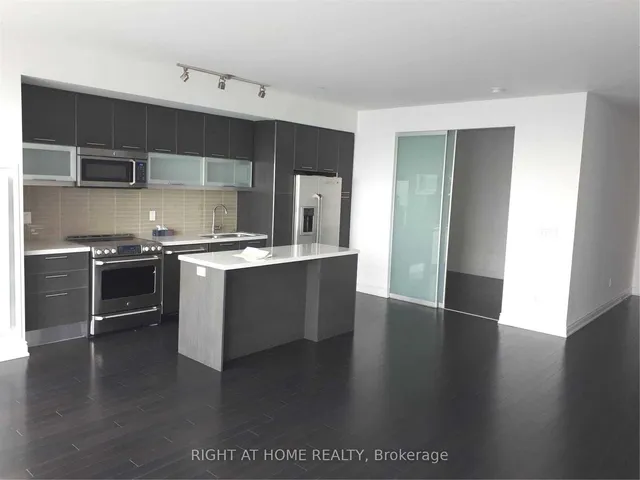 Additional image 22 of 388 Yonge St Unit 7405