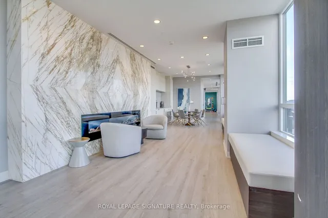 Additional image 32 of 630 Greenwood Ave Unit 305