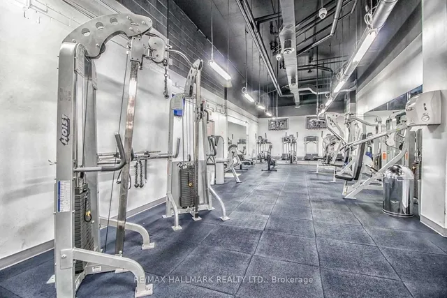 Additional image 32 of 65 East Liberty St Unit 613