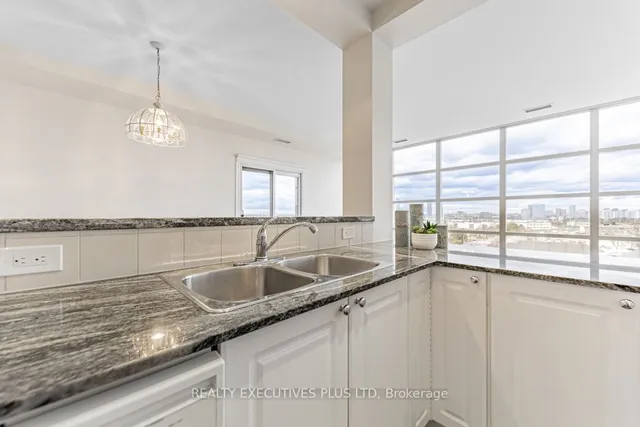 Additional image 15 of 1 Leaside Park Dr Unit 709