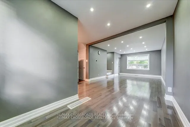 Additional image 5 of 1185 Warden Ave Unit 19