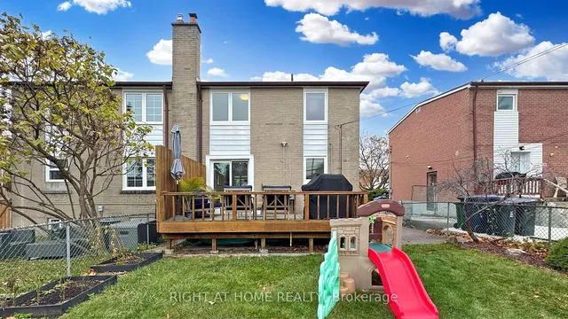 Additional image 35 of 83 Chestnut Cres