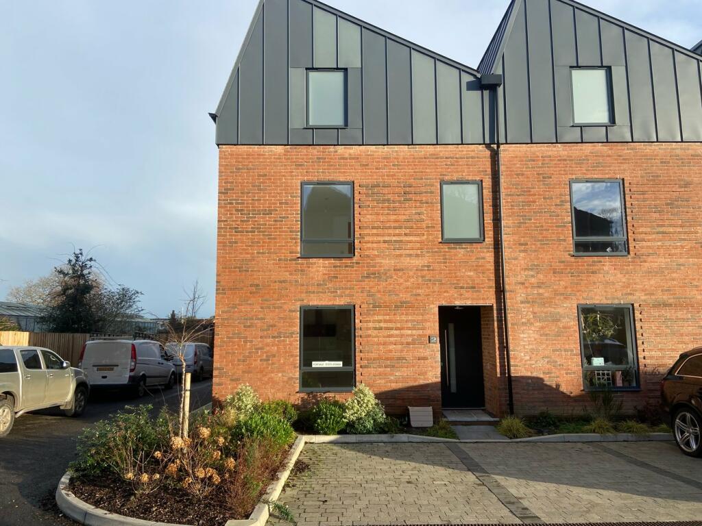 Victoria Mews, Frome, BA11