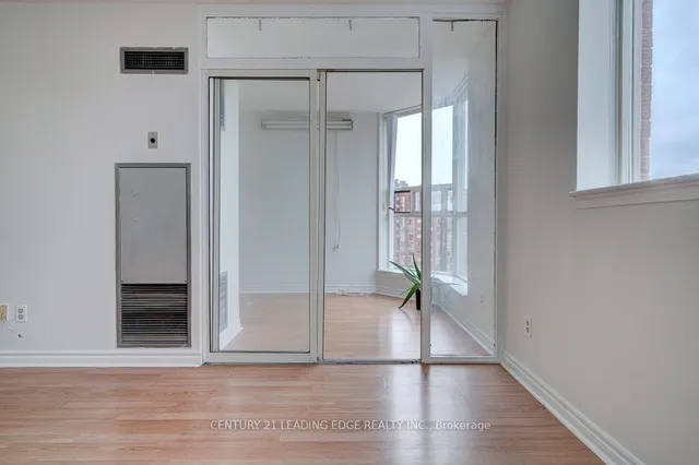 Additional image 29 of 2466 Eglinton Ave Unit 1610