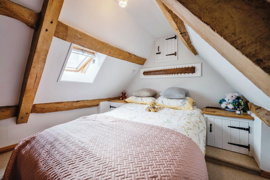 Additional image 16 of High Street, Henstridge, Templecombe