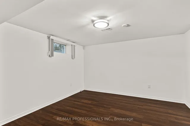 Additional image 11 of 24 Skelmore Cres