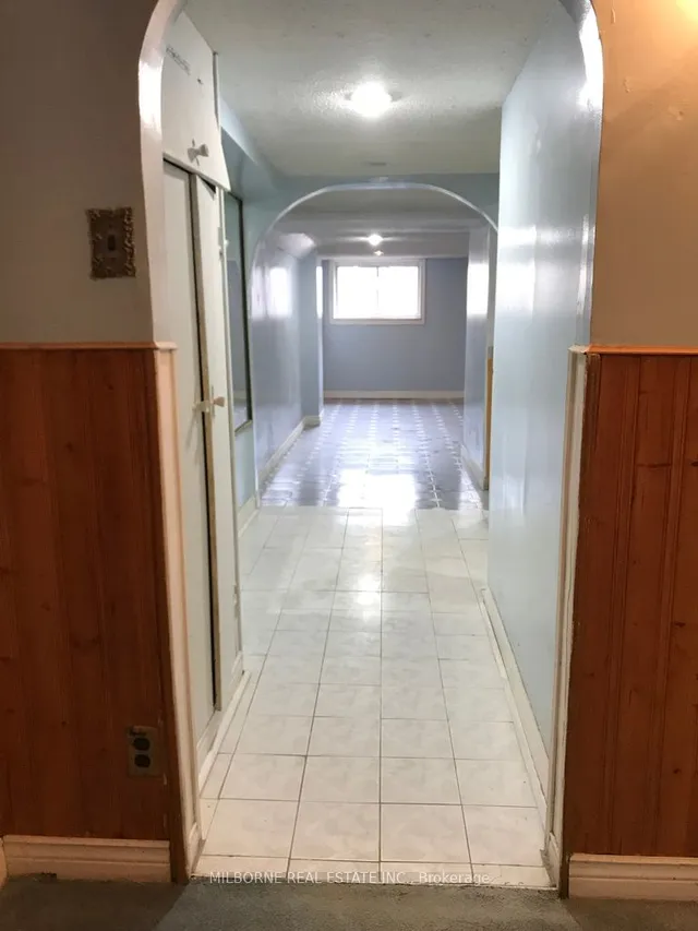 Additional image 29 of 123 Perth Ave