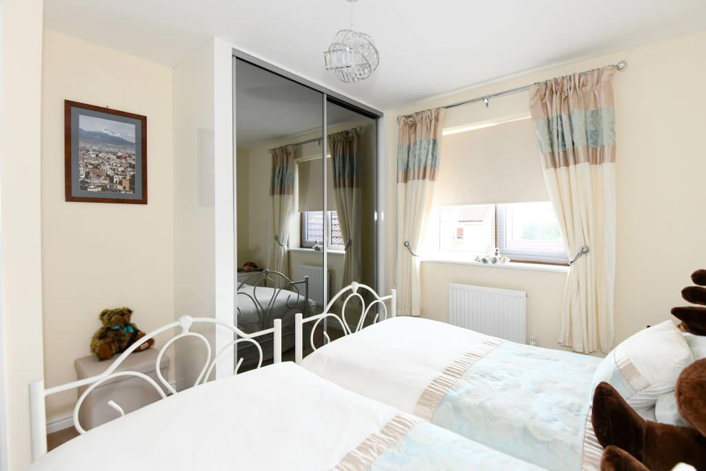 Additional image 22 of Pontefract Avenue, Castlemead