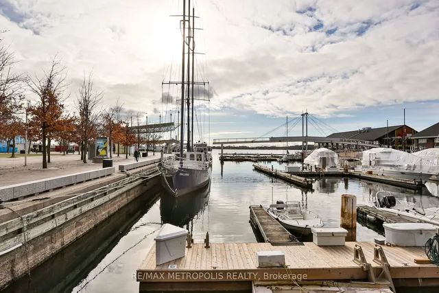 Additional image 28 of 230 Queens Quay Unit 820