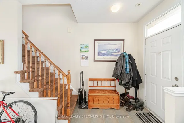 Additional image 4 of 3062 Lake Shore Blvd Unit 7