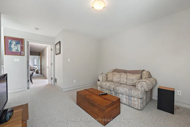 Additional image 32 of 317 Keewatin Ave