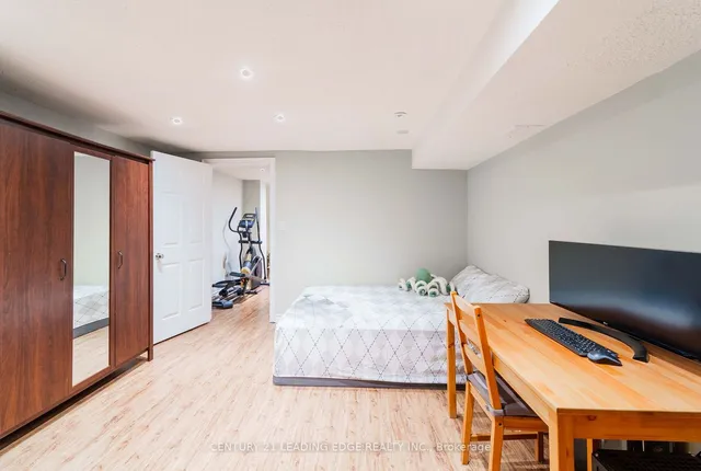 Additional image 34 of 27 Horseshoe Cres