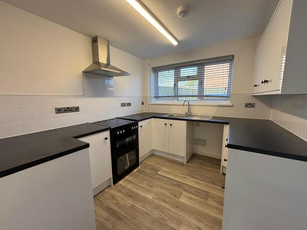 Additional image 2 of Wessex Road, Yeovil