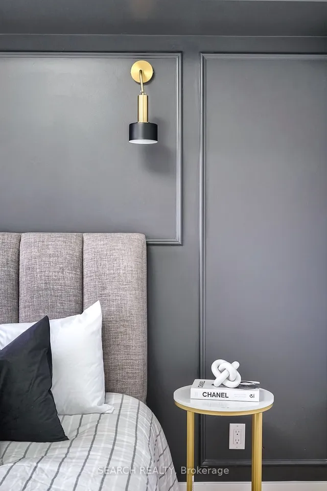 Additional image 28 of 60 Heintzman St Unit 1028