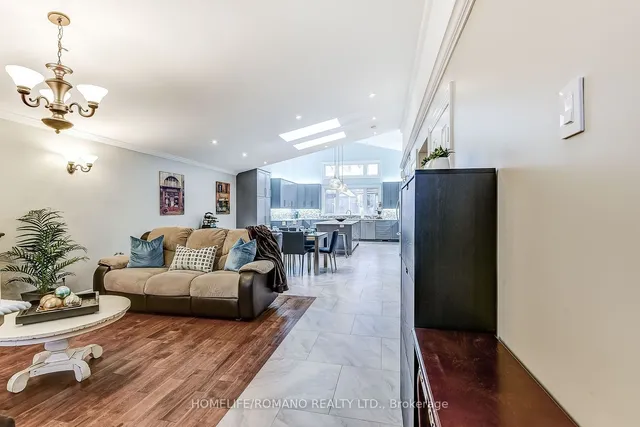 Additional image 34 of 48 Benroyal Cres