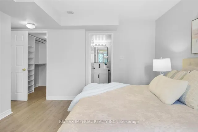 Additional image 36 of 28 empress Ave Unit 2309