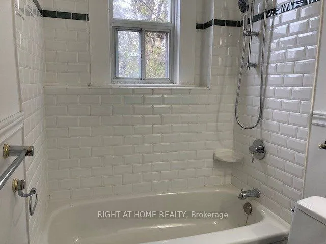 Additional image 14 of 52 Beresford Ave